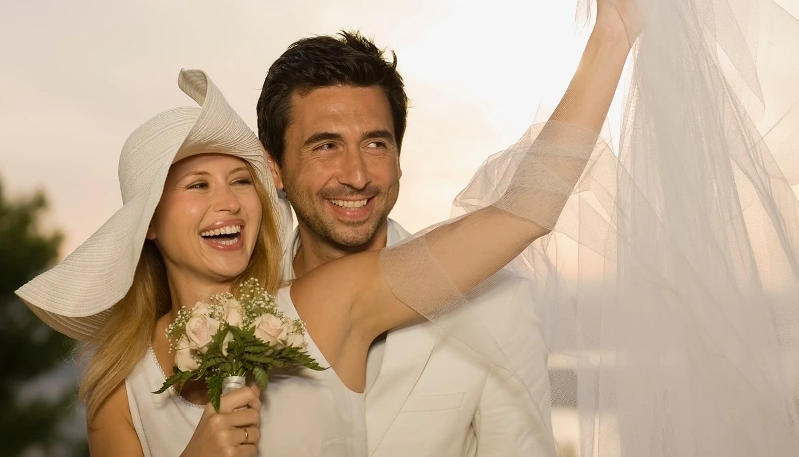 Kızlık Zarı Her Zaman Dikilir Mi?