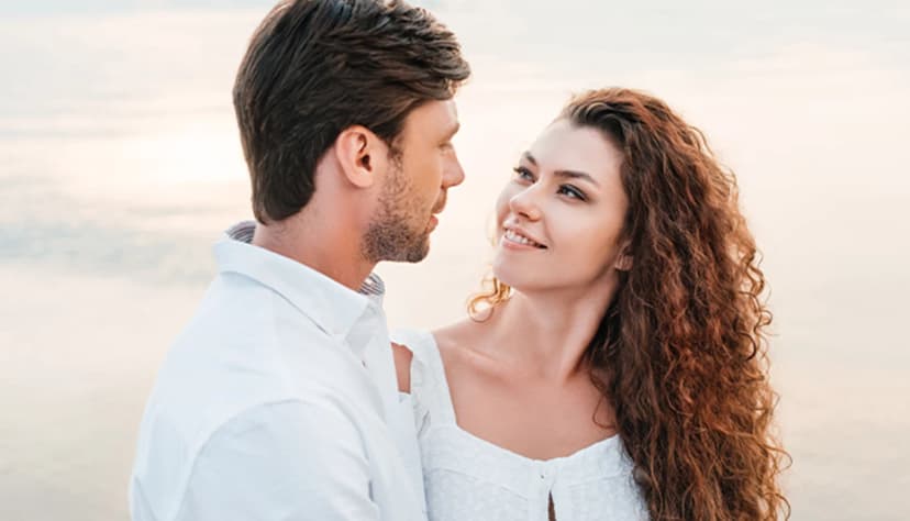 Kalıcı Kızlık Zarı Dikimi